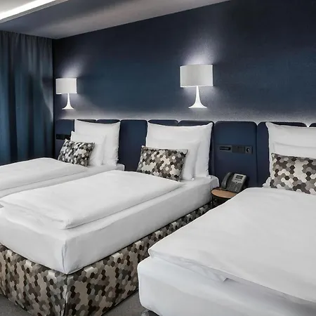 Urban Creme Hotel