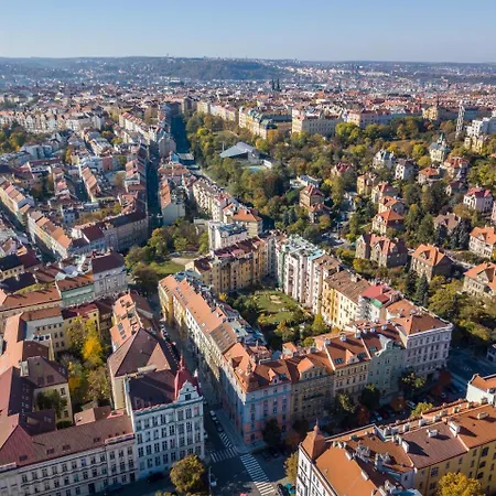 Downtown Jugoslavska 4* Prague