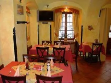 Hotel At The Golden Scissors Prague
