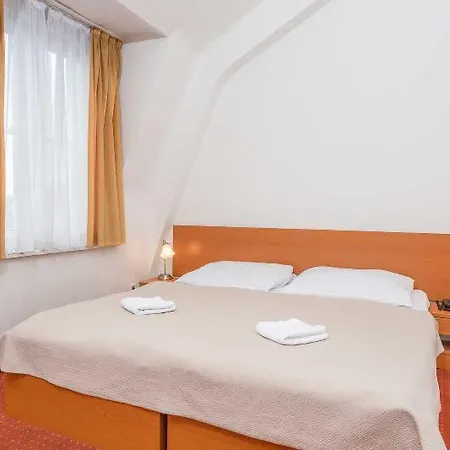 Centre Szálloda 3*