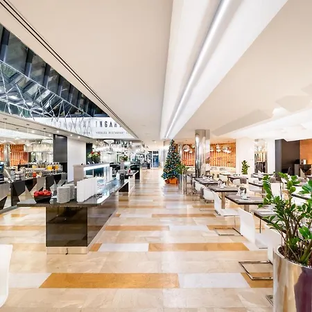 Grandium Hotel 5*