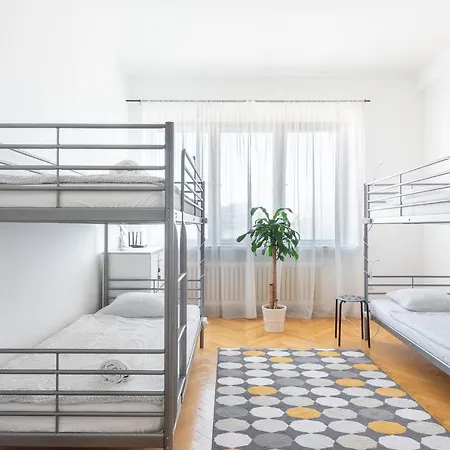Mcsleep Hostel *