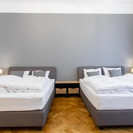 Spacious Near The River Apartment