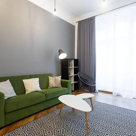 Spacious Near The River Prague
