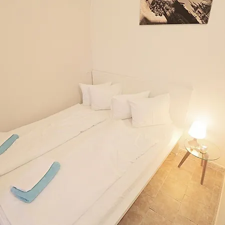 Apartment Loretanska By Rentego