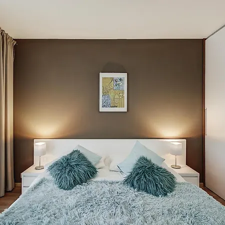 Exclusive In Luka Apartment Prague
