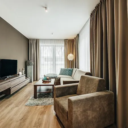 Exclusive In Luka Apartment