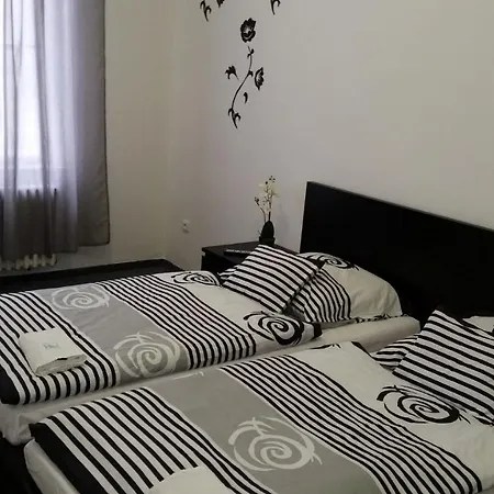 오플레탈로바 호스텔 프라하
