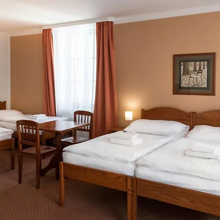 Hotel Karlin 3*