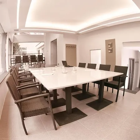 Na Vinici 2* Πράγα