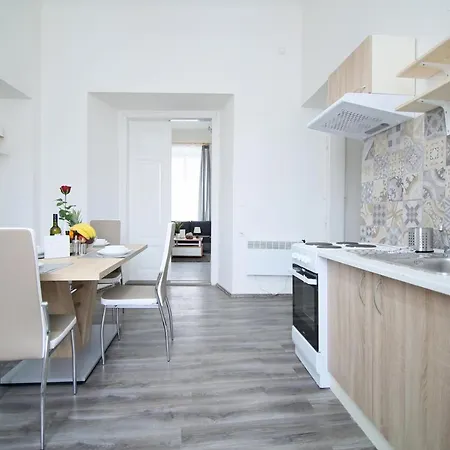 Apartment Beautiful Mala Strana