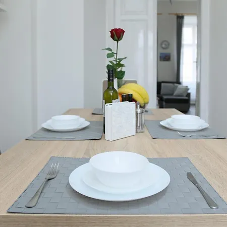 Apartment Beautiful Mala Strana