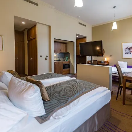 Merchants Crown Suites And Spa 5*