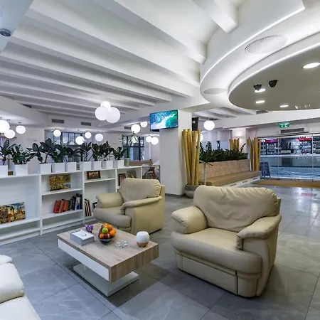 Hotel Merchants Crown Suites And Spa 5*