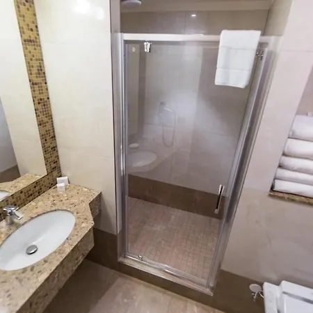 Hotel Merchants Crown Suites And Spa Prague