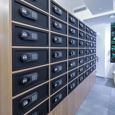 Merchants Crown Suites And Spa