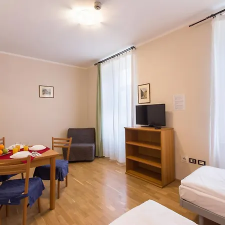 Duskova Apartment *