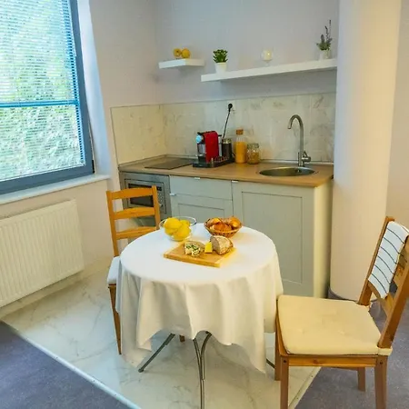 Aparthotel Almandine 4*
