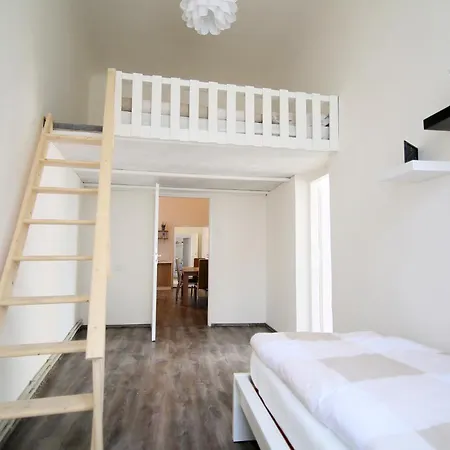 Apartment Beautiful Mala Strana