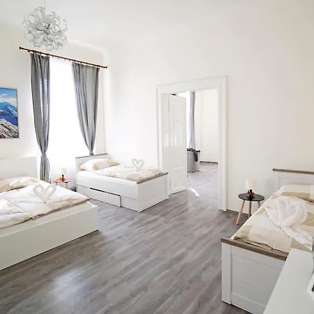 Apartment Beautiful Mala Strana