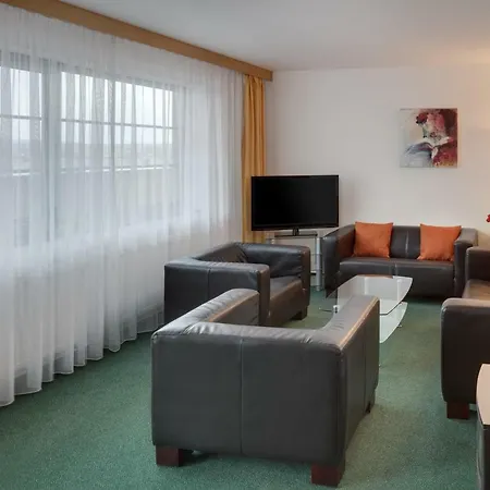 Oya Hotel 3*