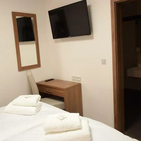 Hotel Star 4*