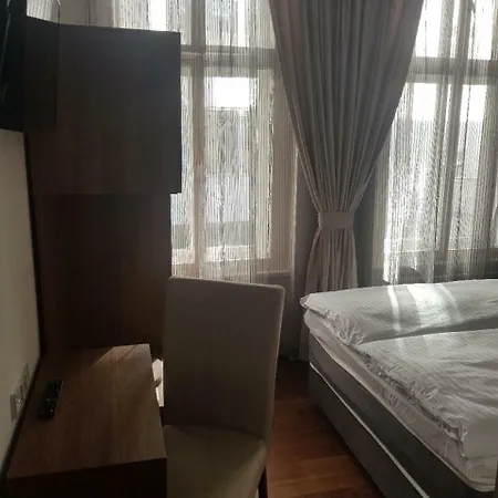 Star Hotel 4*