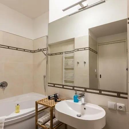 Slabur Aparthotel Praga