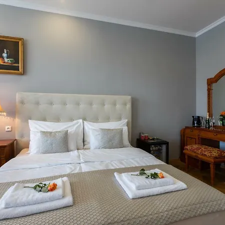 Aparthotel Slabur 4*