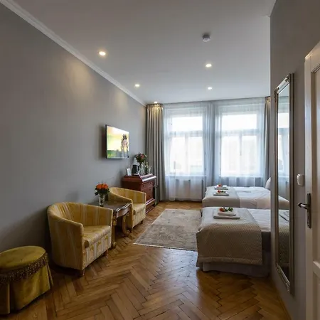 Slabur 4* Praga