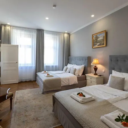 Slabur Aparthotel 4*