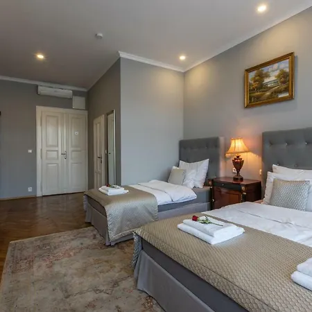 Slabur Aparthotel
