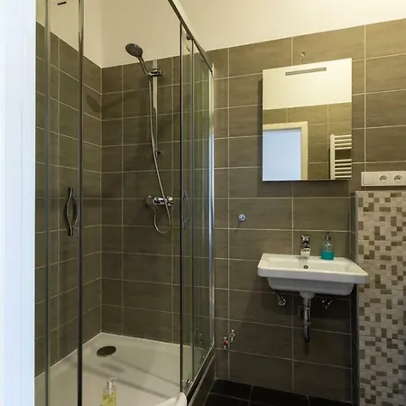 Slabur Aparthotel