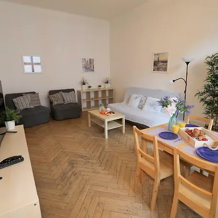 Apartment Next To Old Town Square By Rentego Prague