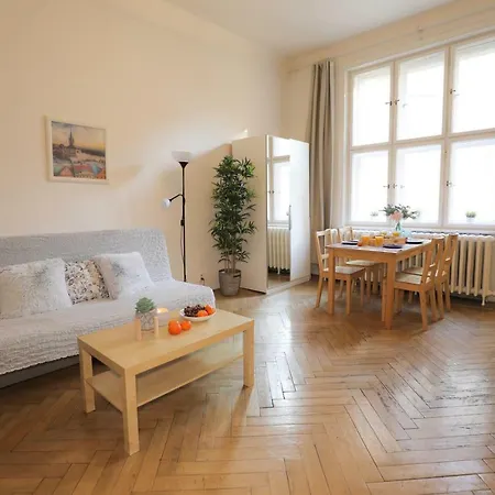 Apartment Next To Old Town Square By Rentego