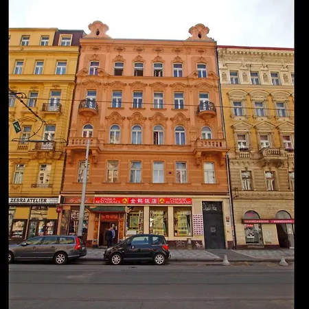Apartments In Mala Strana - 10 Minutes From Charles Bridge * Prague