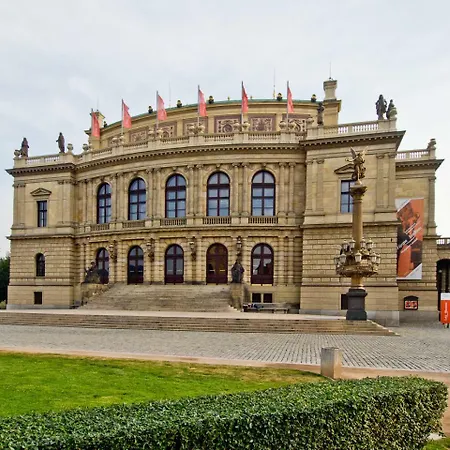 Next To Old Town Square By Rentego *