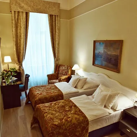 Hotel Julian