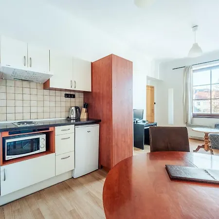 Family 6 Apartment *