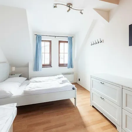 Apartment Family 6 *