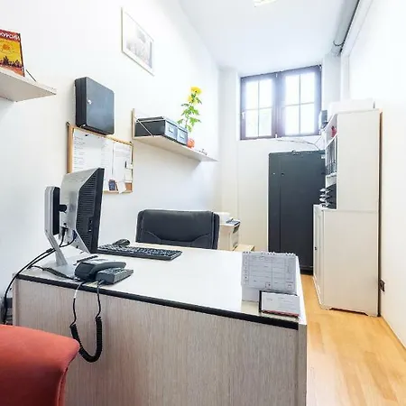 Apartment Family 6