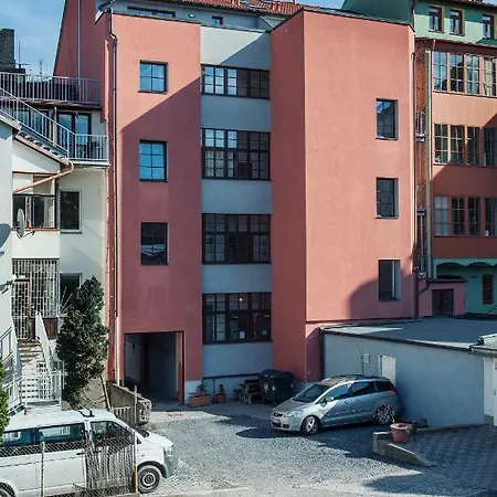 Apartment Family 6