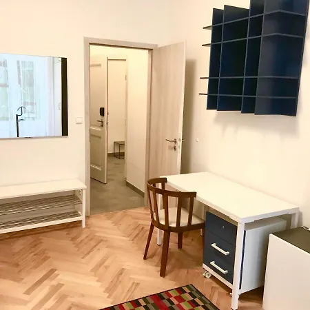 Gold Art Apartment