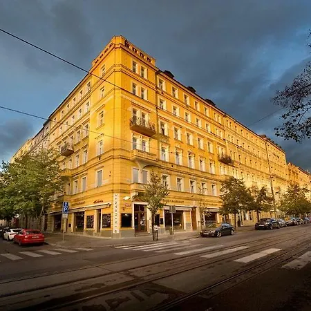 La Fenice 4* Prague