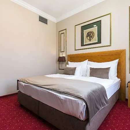 Caruso Old Town Hotel 4*
