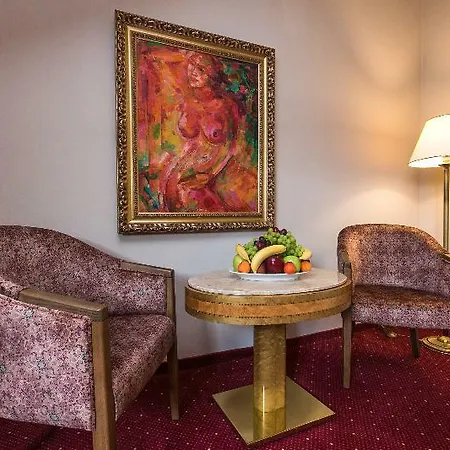 Caruso Old Town Hotel 4*
