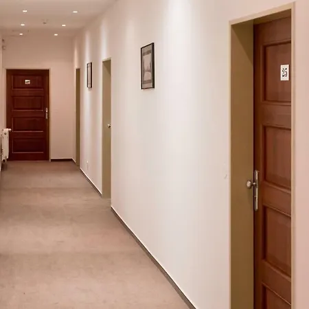 Karlin Hotel 3*