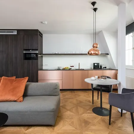 Exclusive Old Town Near Charles Bridge Apartment *