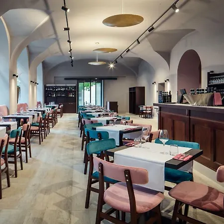 Szálloda Michelangelo Grand 5*