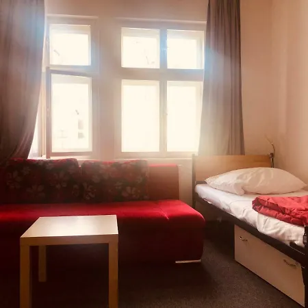 Mai Bohemia Hostel And Apartment